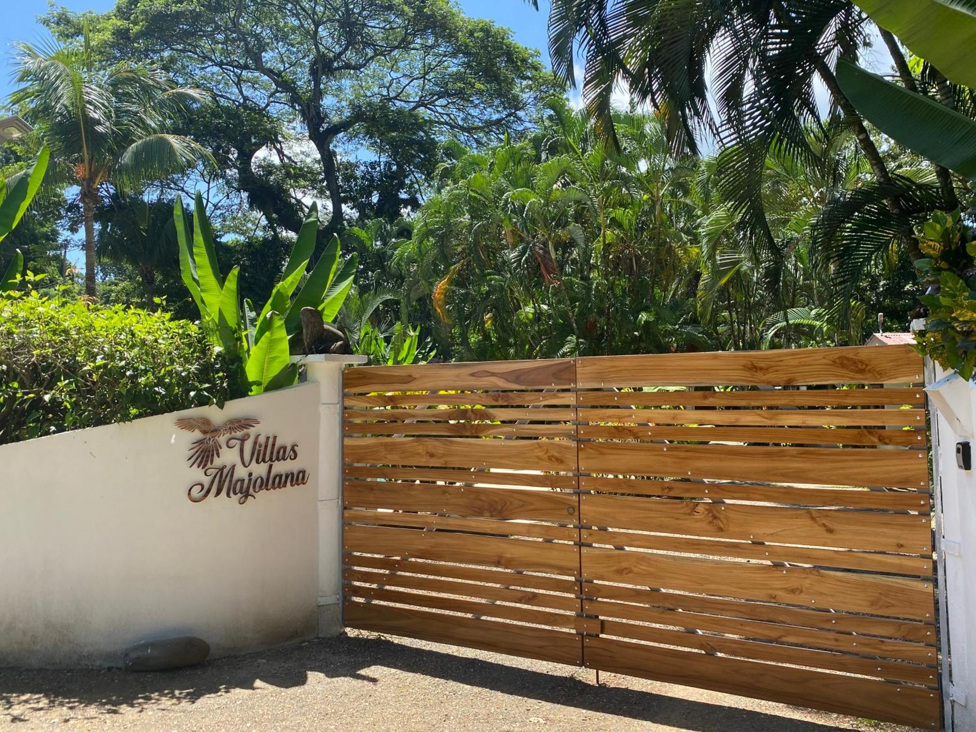 Villas Majolana Playa Herradura  Εξωτερικό φωτογραφία